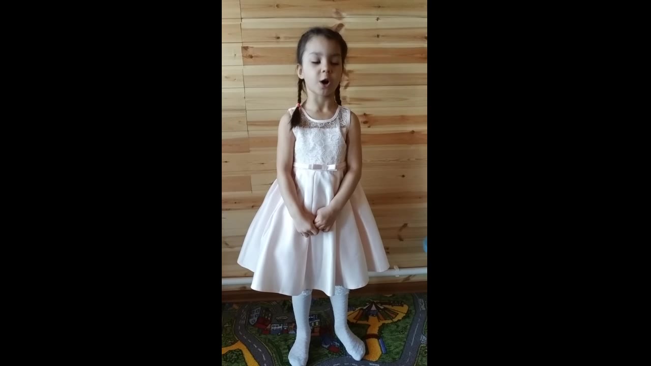 Алина Закиева