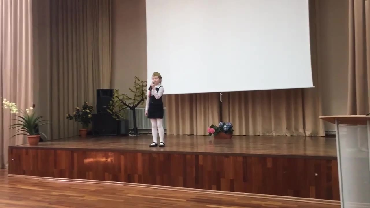 Хомякова Лиза