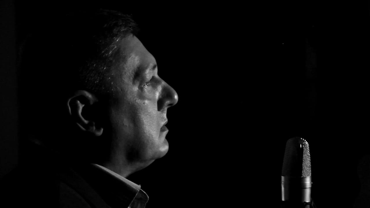 Олег Хренов