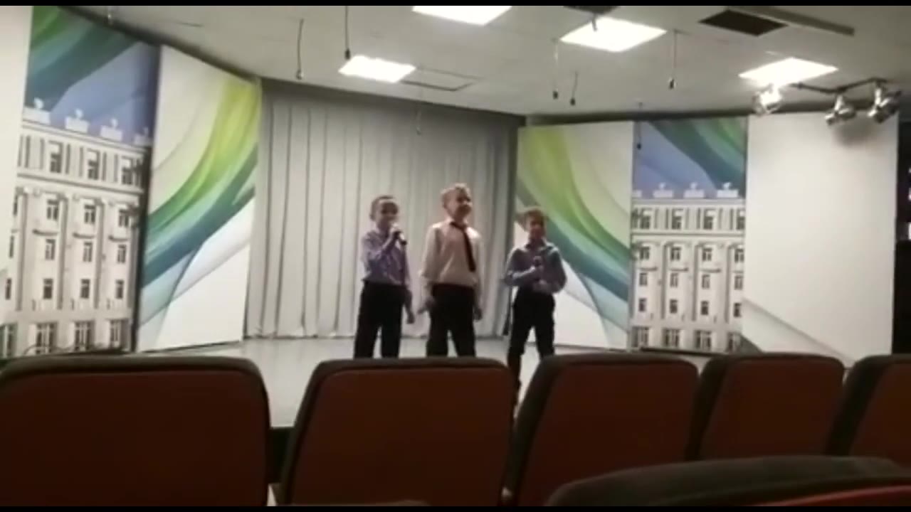 МБУК «Городской центр культуры» вокальная студия «VOICES”