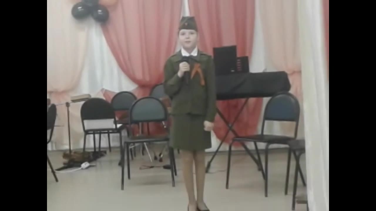 Оля