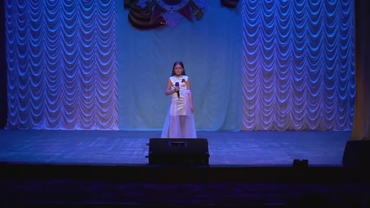 Полина Белова