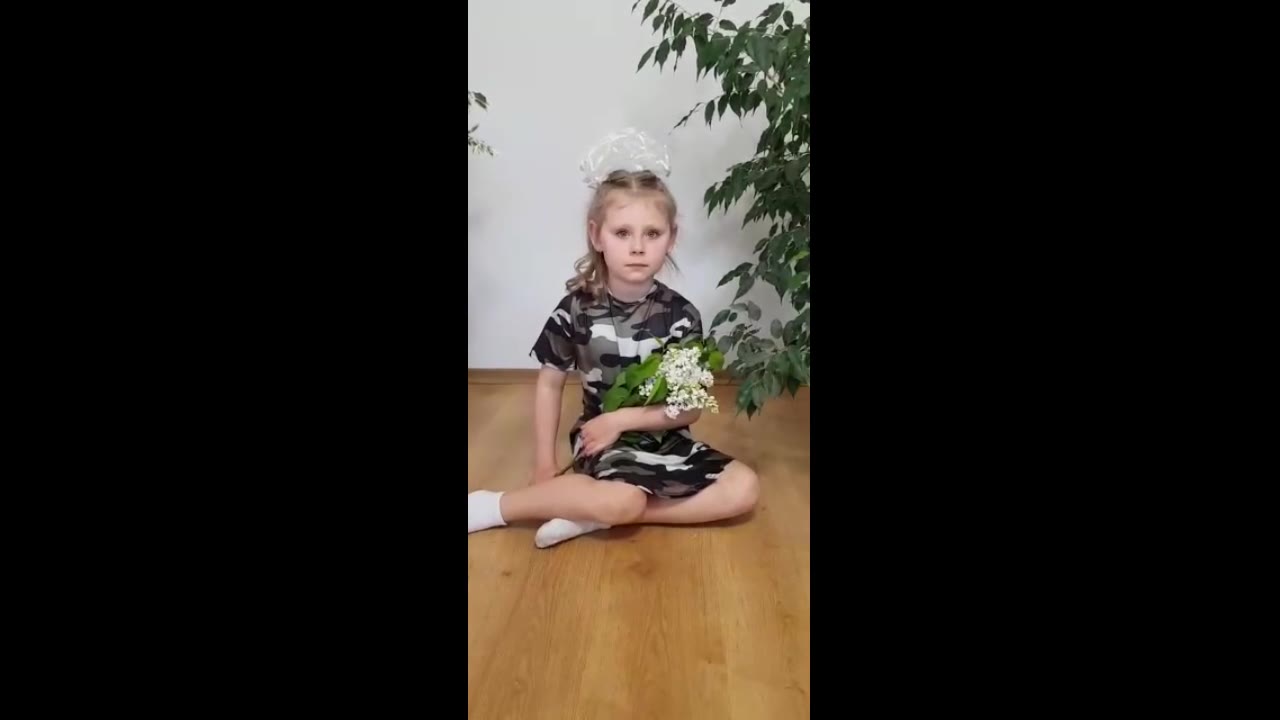 Денисенко София