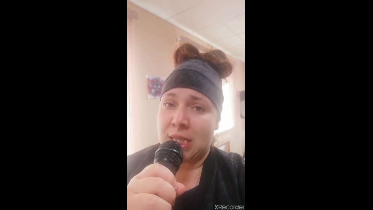 Калашникова Елена