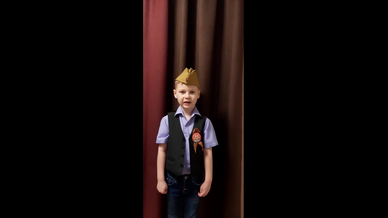 Петров Роман